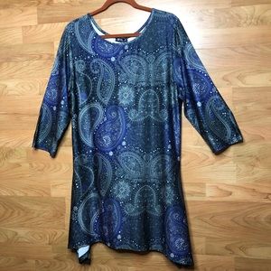 Lily by Firmiana 1X Crewneck Paisley Print Blouse